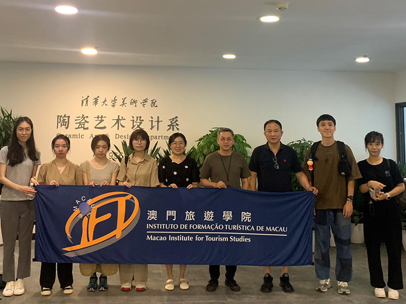 IFTM Students Participated in Tsinghua University “Cultural Exchange Activity on Chinese Ceramic Intangible Cultural Heritage and Craftmanship”